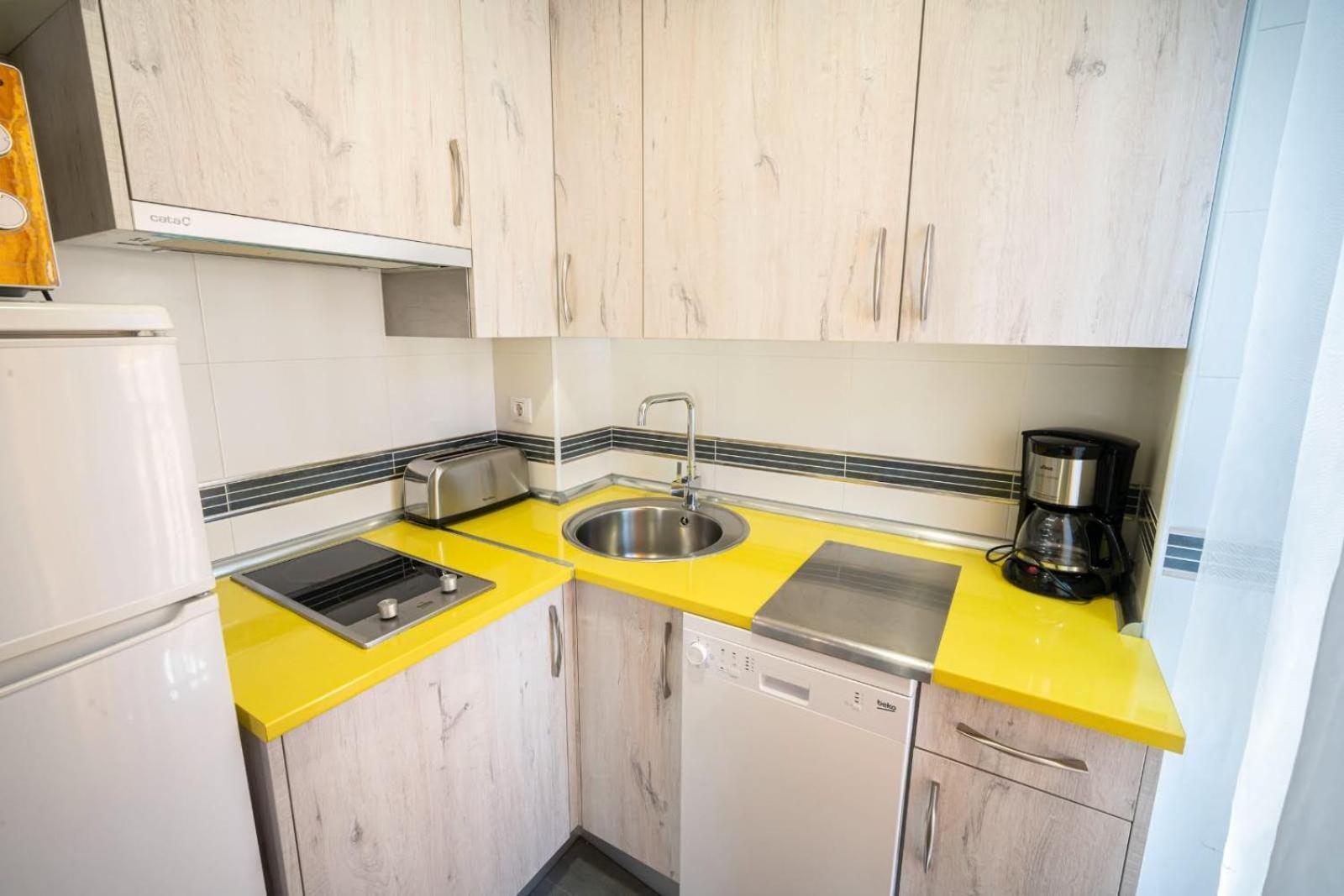 Apartamentos La Plazuela Banos De Montemayor Exteriér fotografie